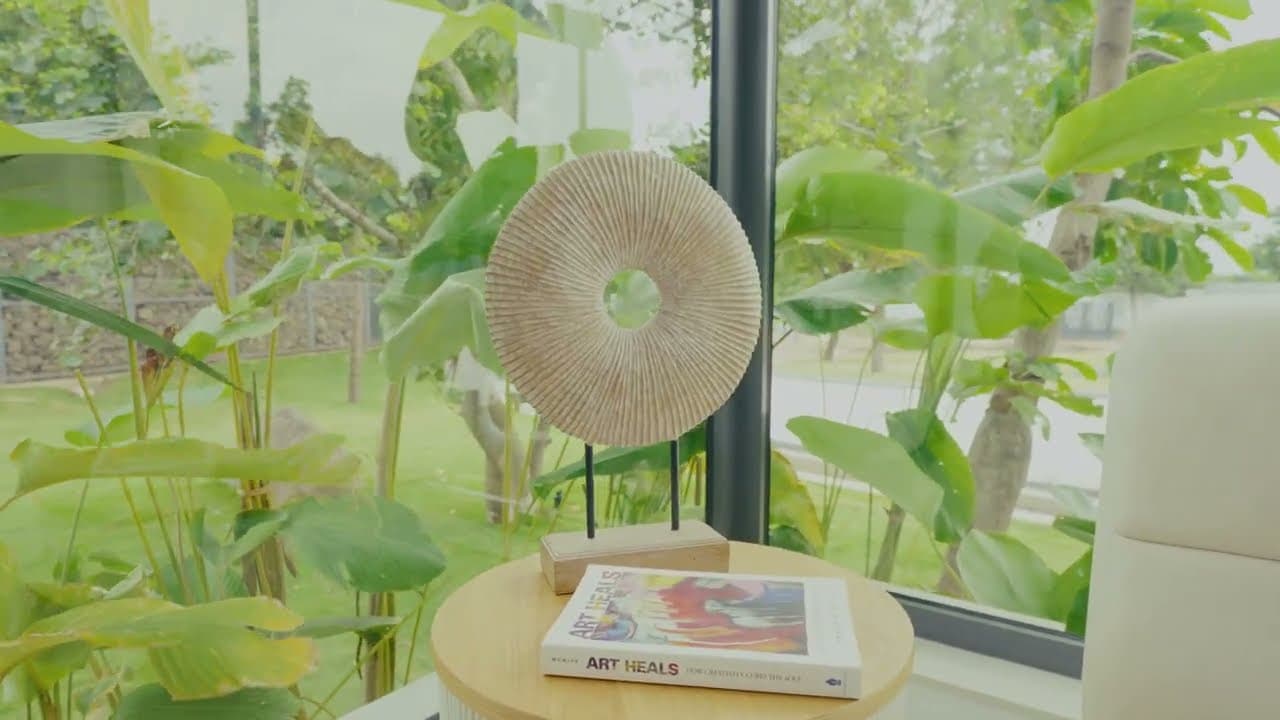 Still from “tre wellness | Explore a world of integrative wellness”, trē wellness’s own video