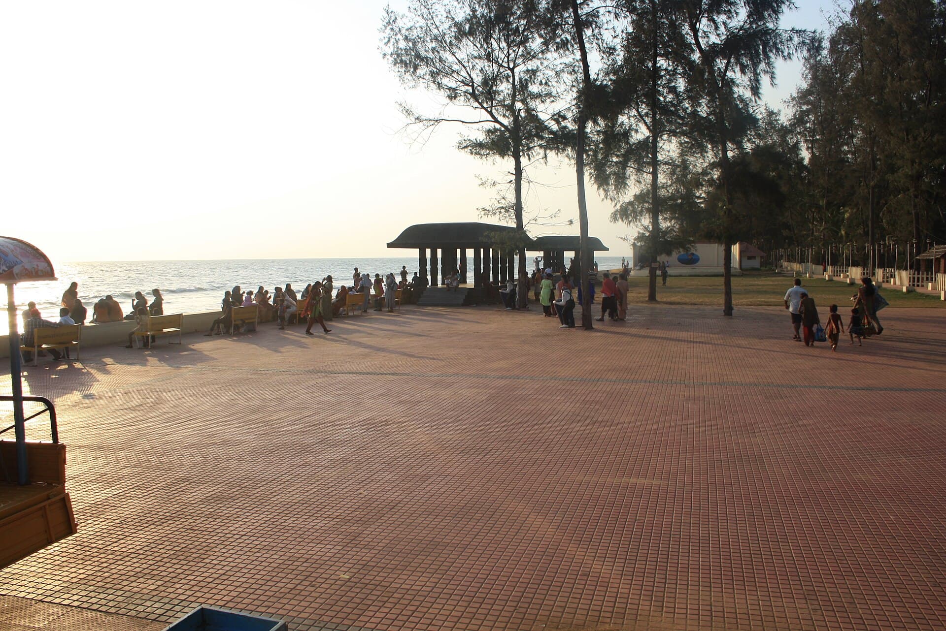 Seafront promenade at Snehatheeram beach, Thalikulam