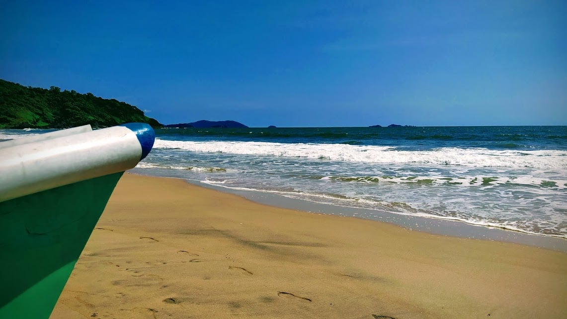 Polem beach, with the hills of Karnataka in the distance